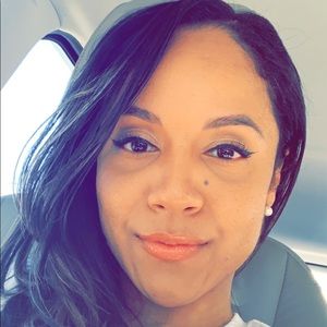 Meet your Posher, Ana giselle